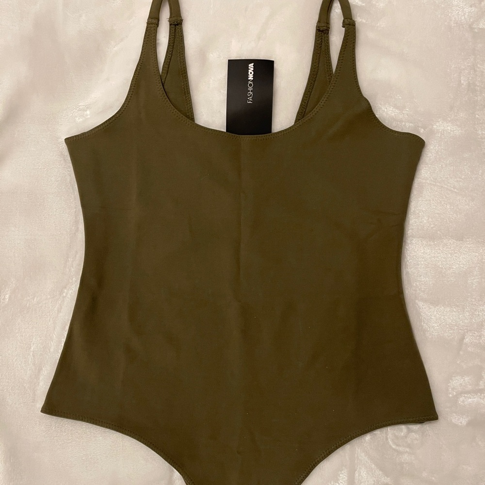FashionNova Bodysuit - NEW